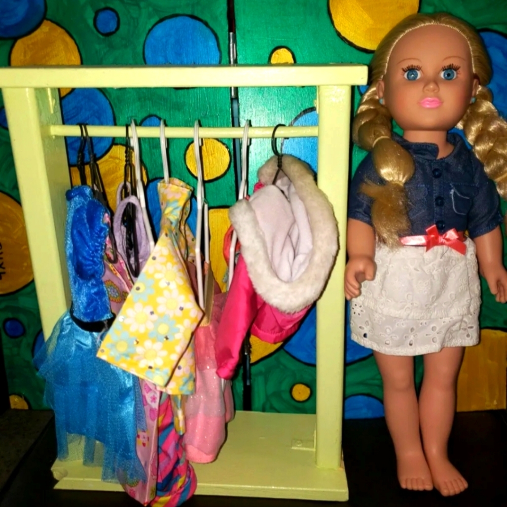 :* 18" lot CITITOY DOLL MY LIFE AS BLONDE hair/purple streak BLUE EYES & clothes